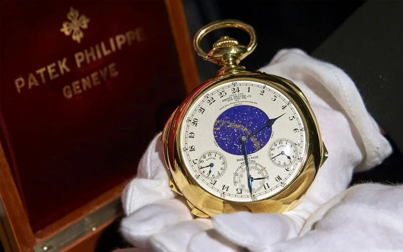 Patek Philippe, symbole de l'excellence horlogère et du patrimoine transmis à travers le temps